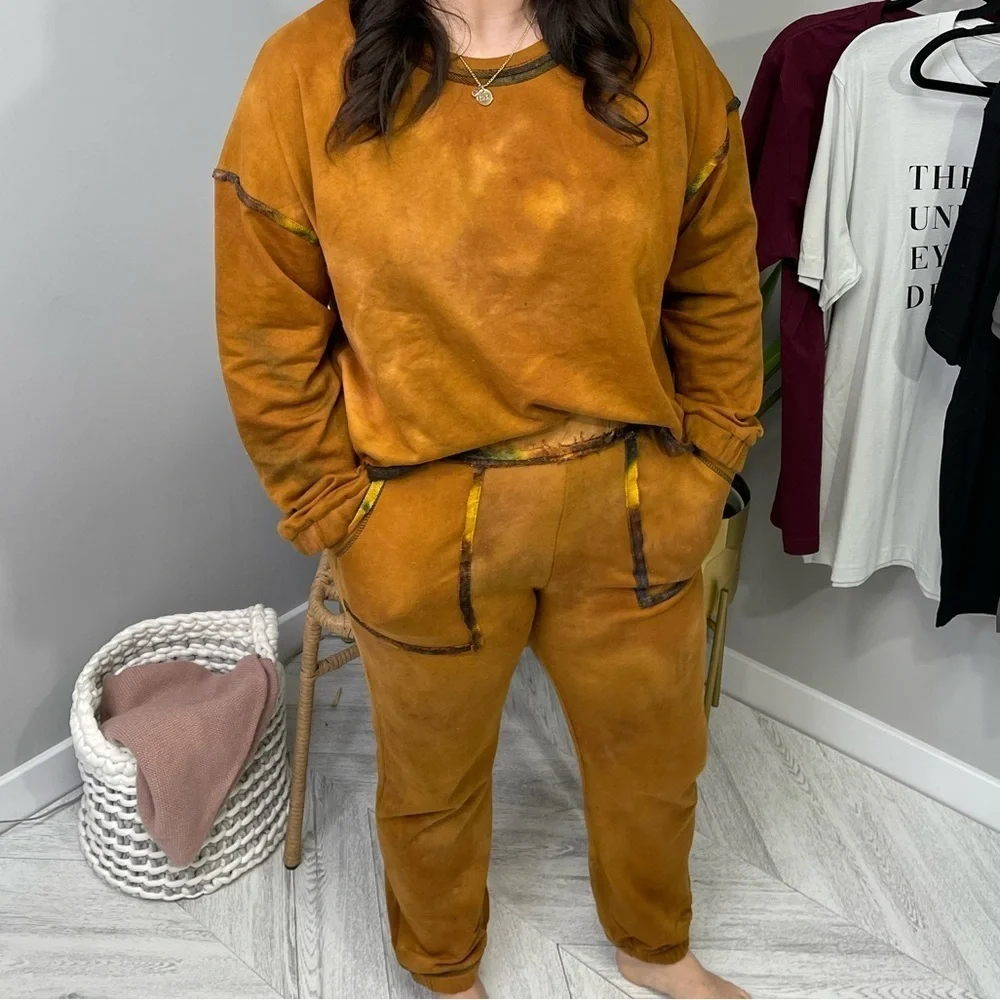 Women’s Loungewear Set - Picture 5 of 6